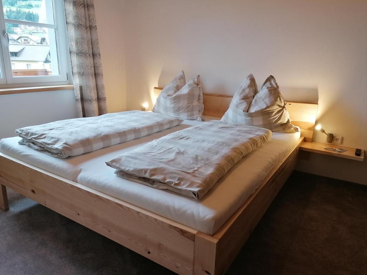 Ferienwohnung Höllhof Dachstein West Russbach am Pass Gschütt Exterior foto