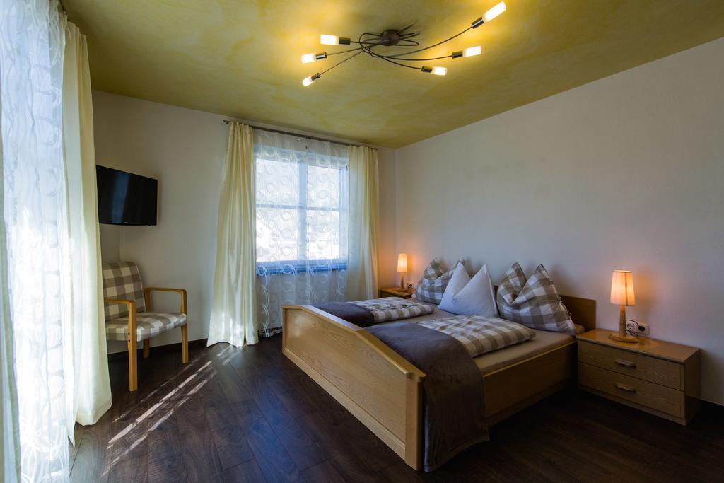 Ferienwohnung Höllhof Dachstein West Russbach am Pass Gschütt Exterior foto